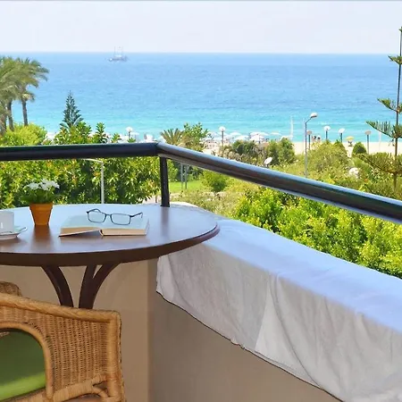 Hotel Kleopatra Carina 2*