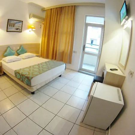 Hotel Kleopatra Carina