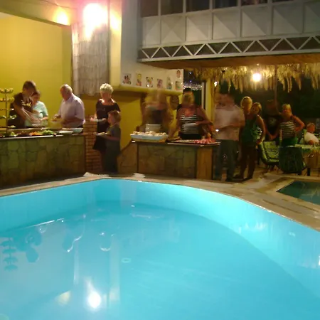 Hotel Kleopatra Carina