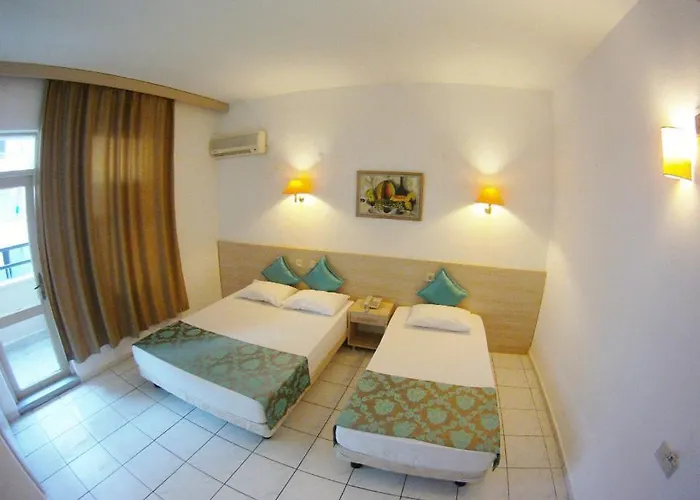 Hotel Kleopatra Carina