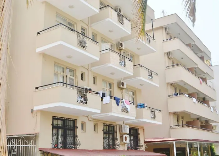 Hotel Kleopatra Carina