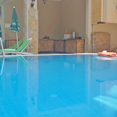 Hotell Kleopatra Carina Alanya