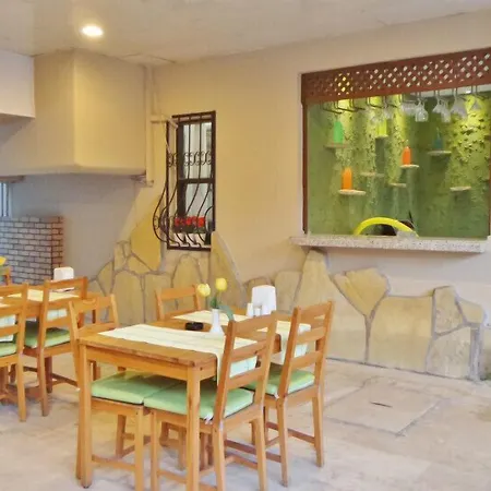 Kleopatra Carina Hotell Alanya