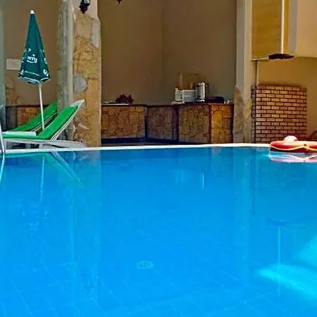 Kleopatra Carina Hotel