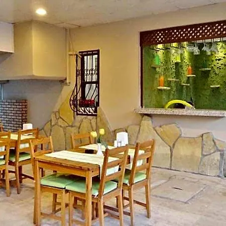Kleopatra Carina Hotel 2*