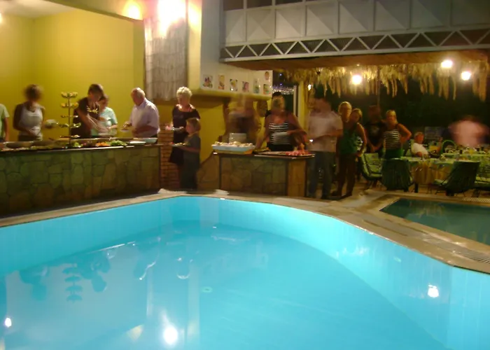 Kleopatra Carina 酒店