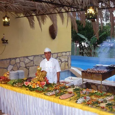 Hotel Kleopatra Carina